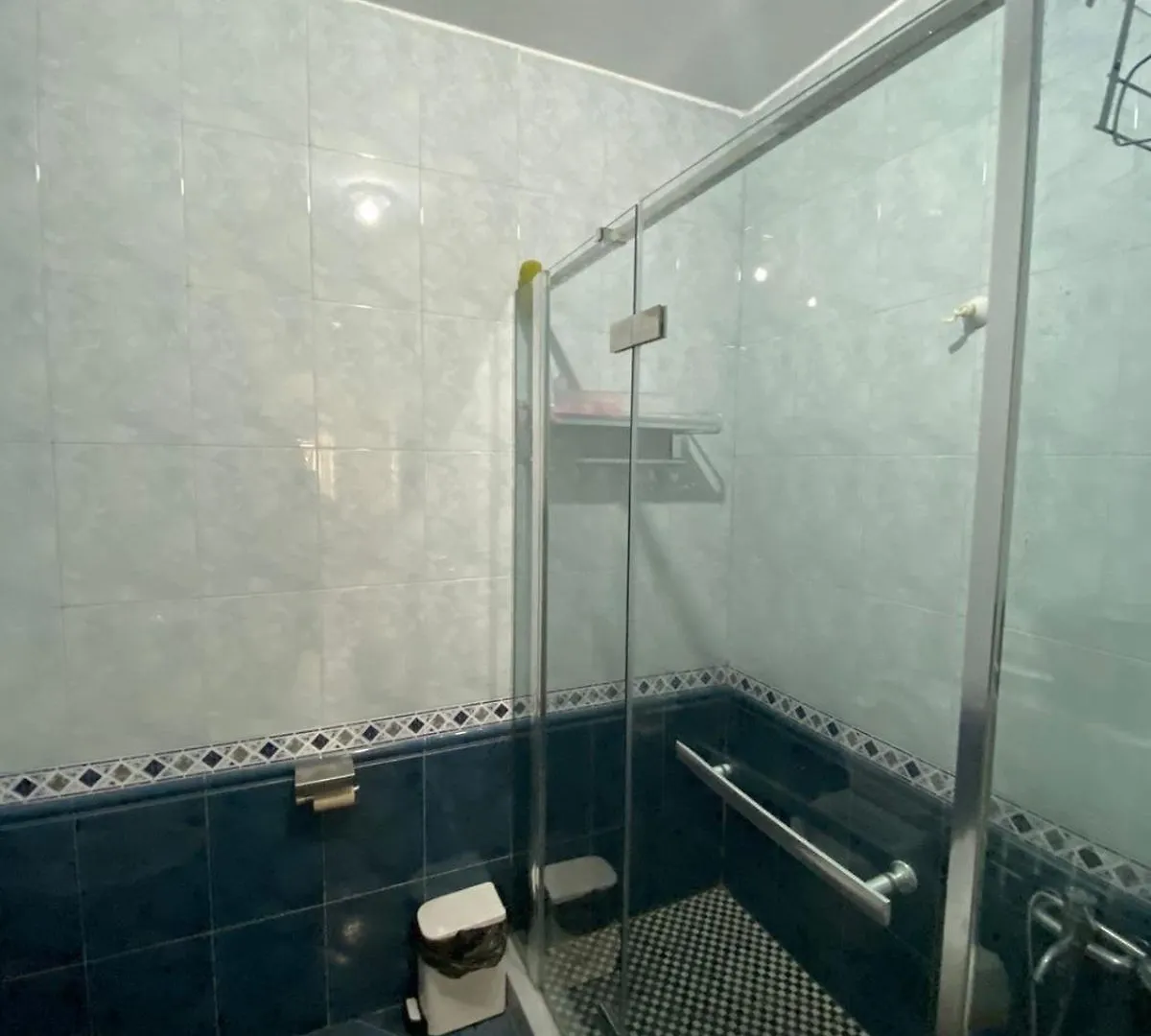 Itan Central 4 Room Apartment Tirana 0*,