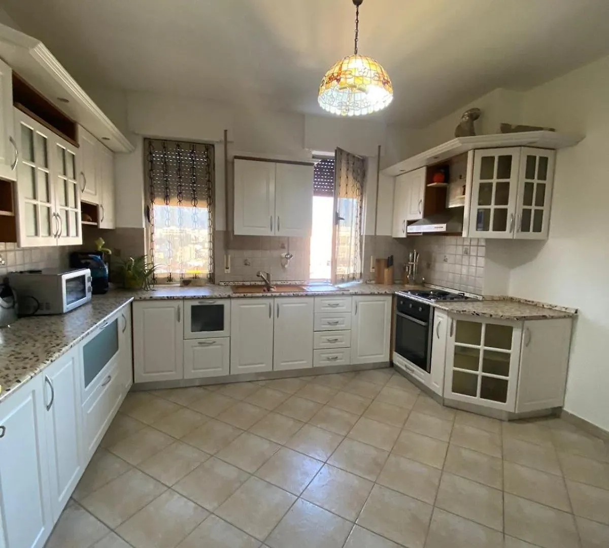 Itan Central 4 Room Apartment Tirana 0*,  Albania